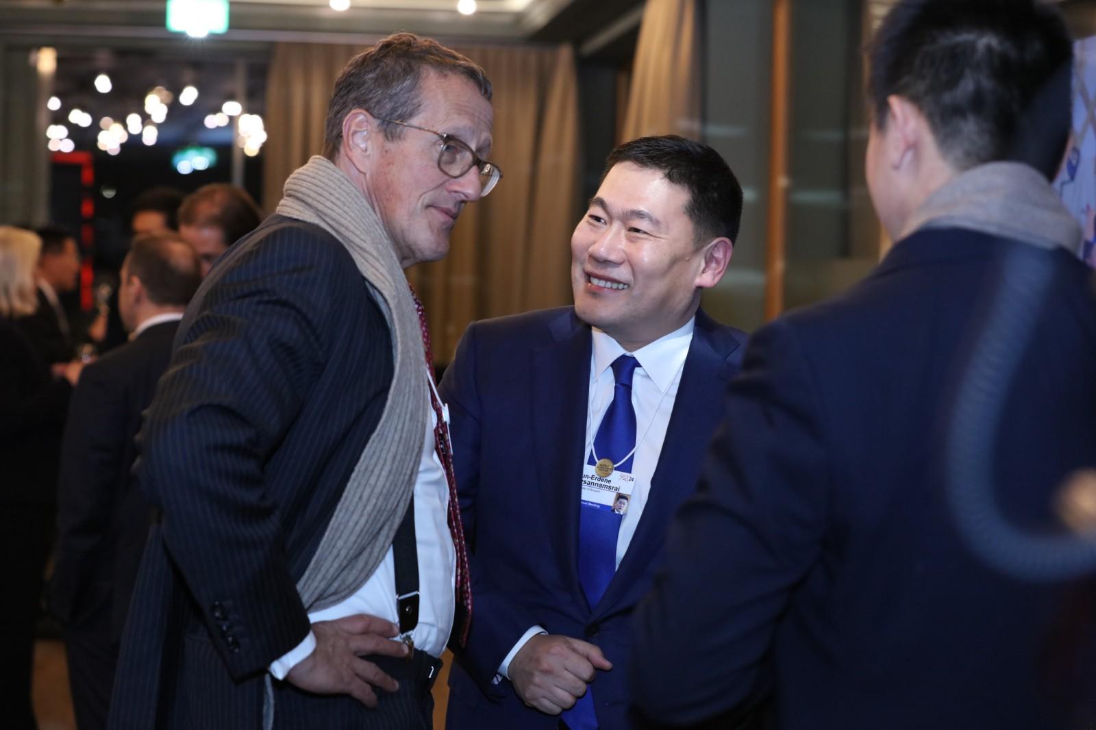 Ð”Ñ Ð»Ñ…Ð¸Ð¹Ð½ Ñ Ð´Ð¸Ð¹Ð½ Ð·Ð°Ñ Ð³Ð¸Ð¹Ð½ чуулга уулзалтÑ